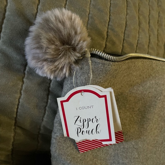 Zipper Pouch - Picture 8 of 11